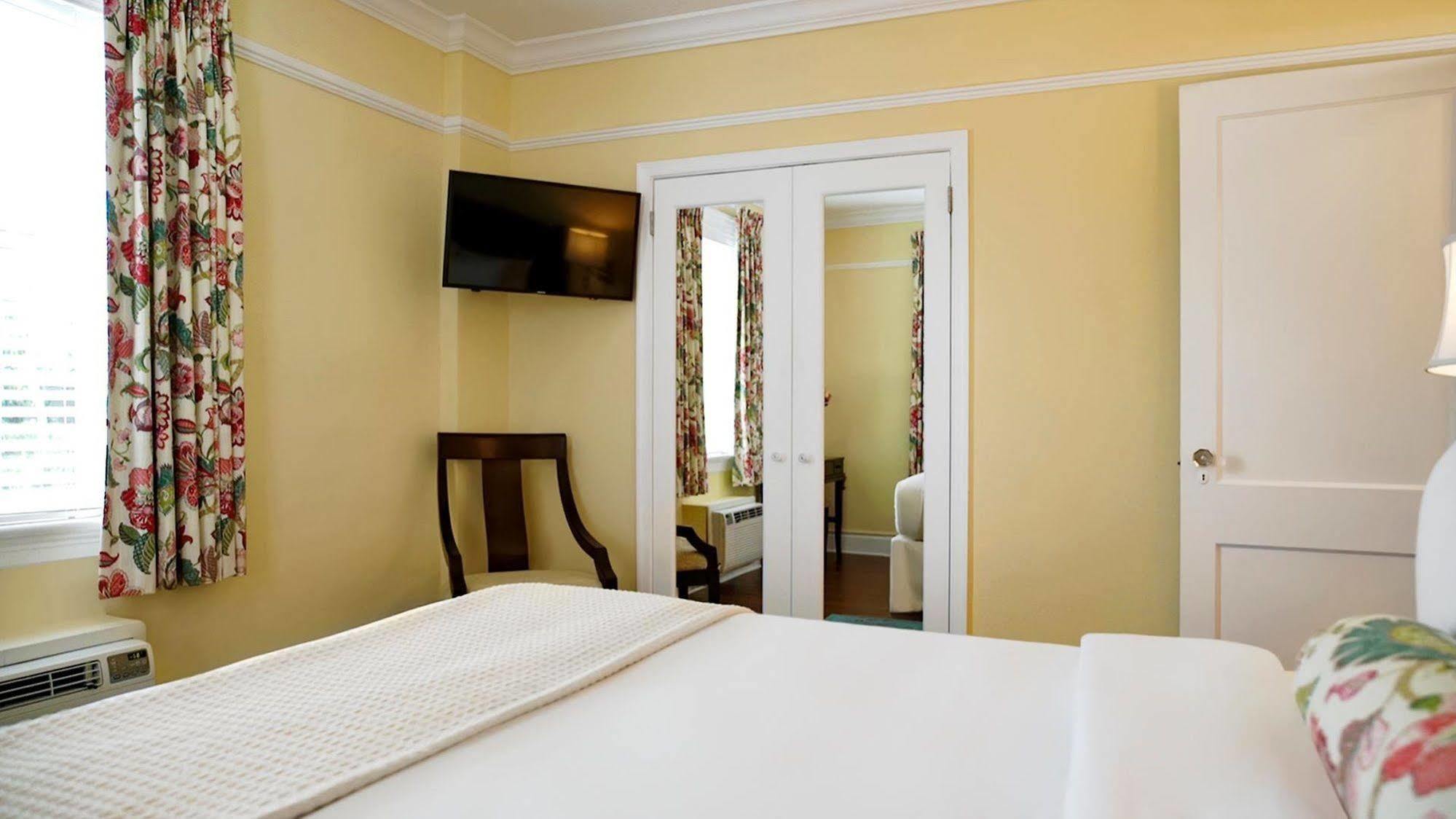 The Bradley Park Hotel Palm Beach Exterior foto